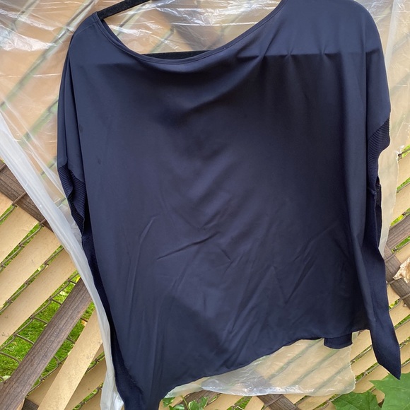 Michael Kors basic top - Picture 3 of 5